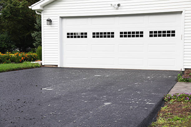 Best Siding Painting and Refinishing  in March Ar, CA